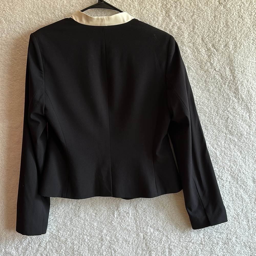 Calvin Klein Women’s Black Blazer Size 8 - Picture 2 of 5